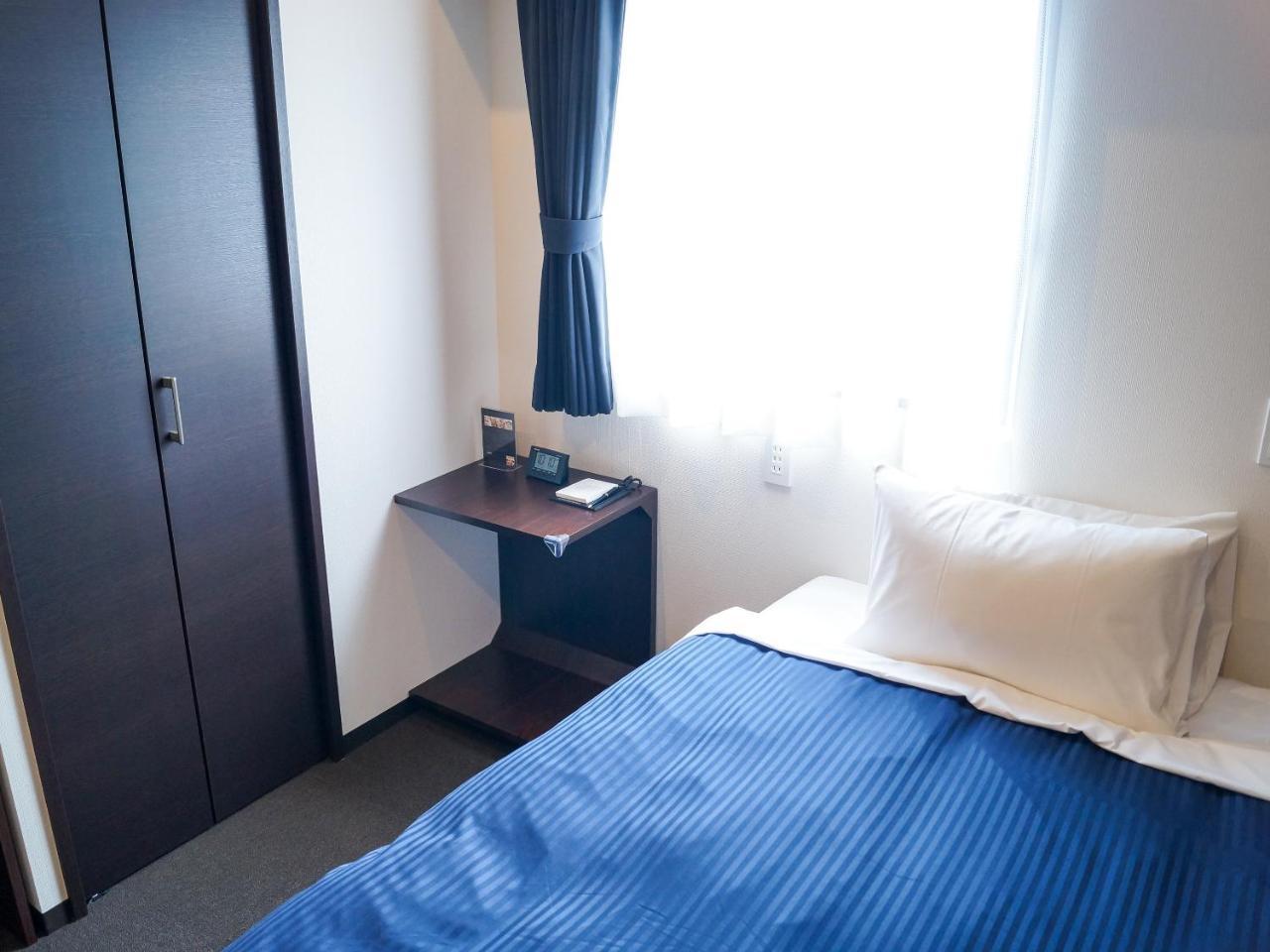Hotel Livemax Saitama-Asaka-Ekimae Kültér fotó